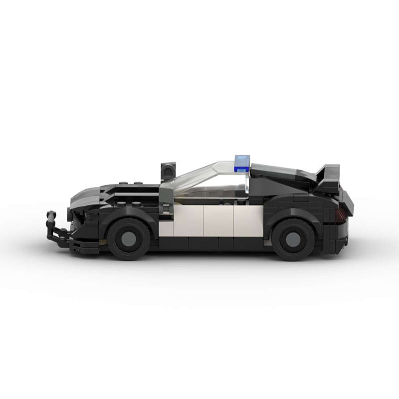 Mercedes Police Patrol